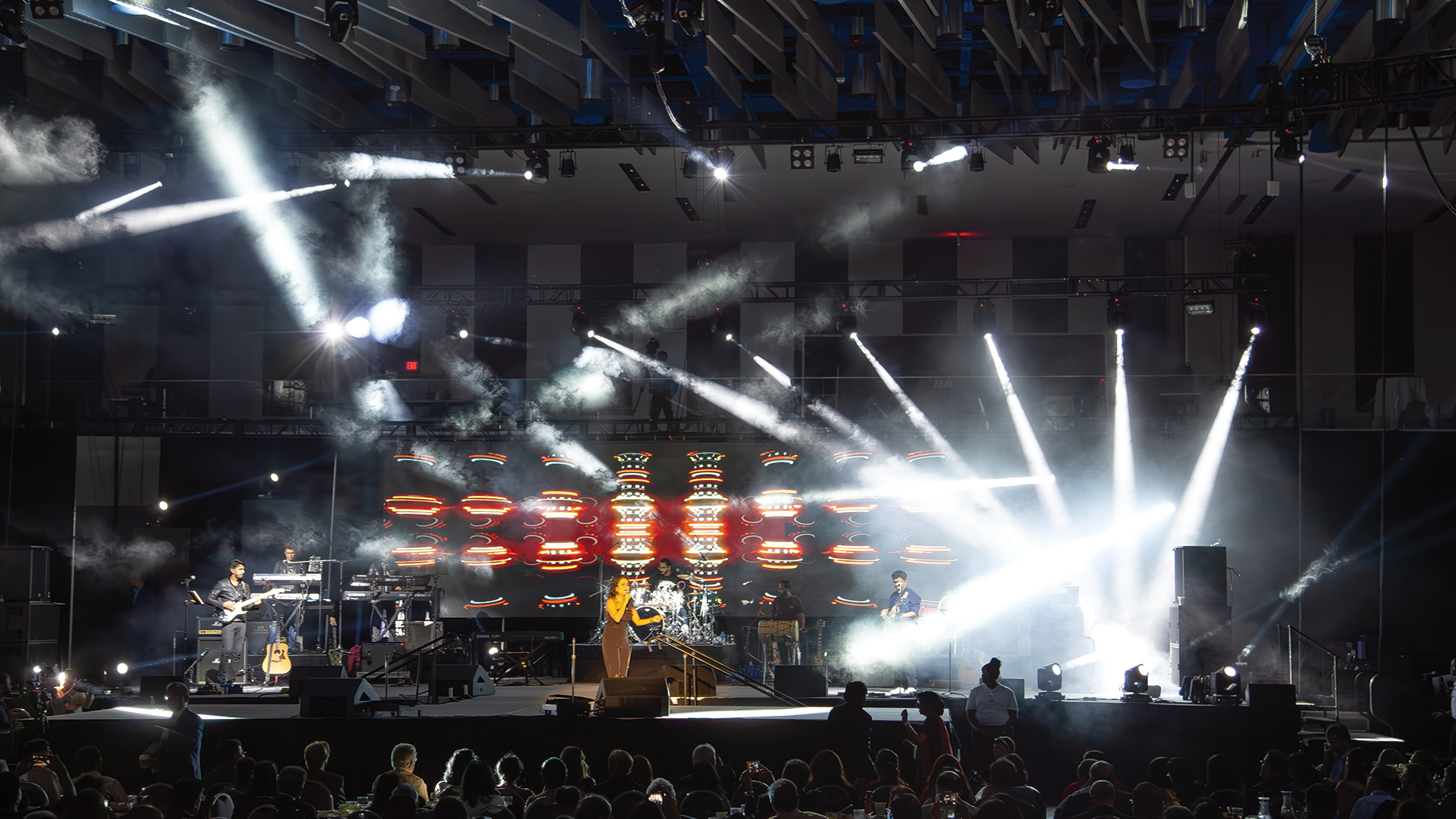 How To Set Up Projection in Rooms With Ambient Light